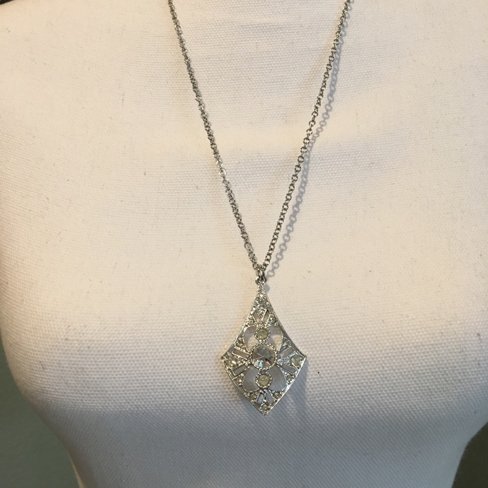 SC Sarah Coventry Fashion Crystal Necklace